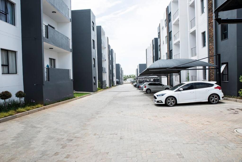 The Ellipse Palazzo Apartment Midrand Exteriér fotografie
